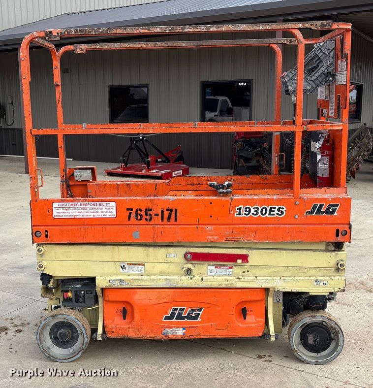 image for item DT4981 2018 JLG 1930ES scissor lift