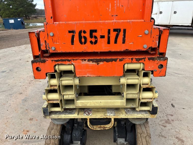 image for item DT4981 2018 JLG 1930ES scissor lift