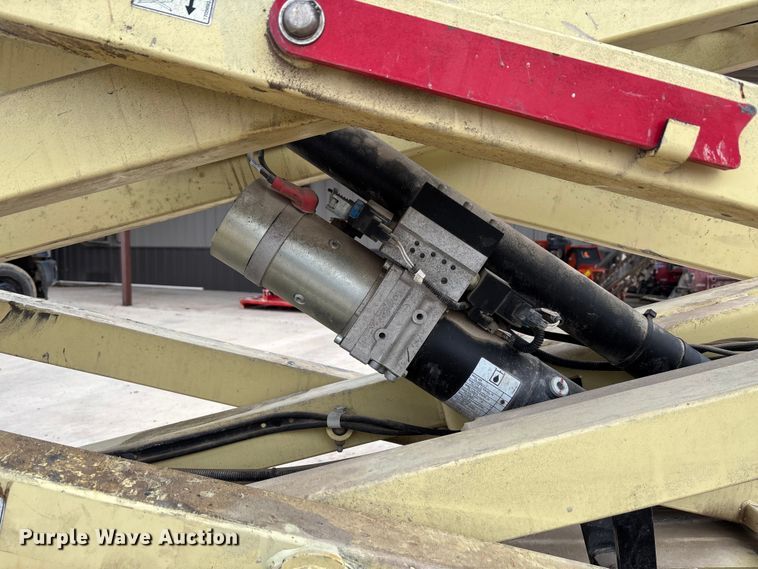 image for item DT4981 2018 JLG 1930ES scissor lift