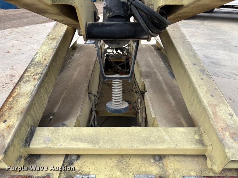 image for item DT4981 2018 JLG 1930ES scissor lift