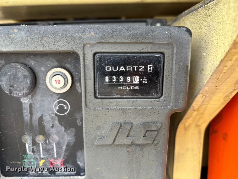 image for item DT4981 2018 JLG 1930ES scissor lift