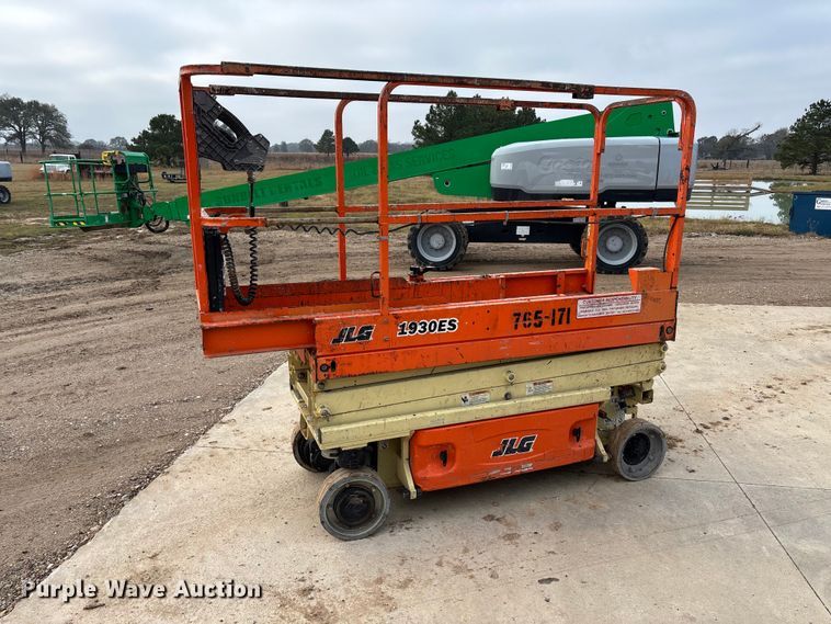 image for item DT4981 2018 JLG 1930ES scissor lift