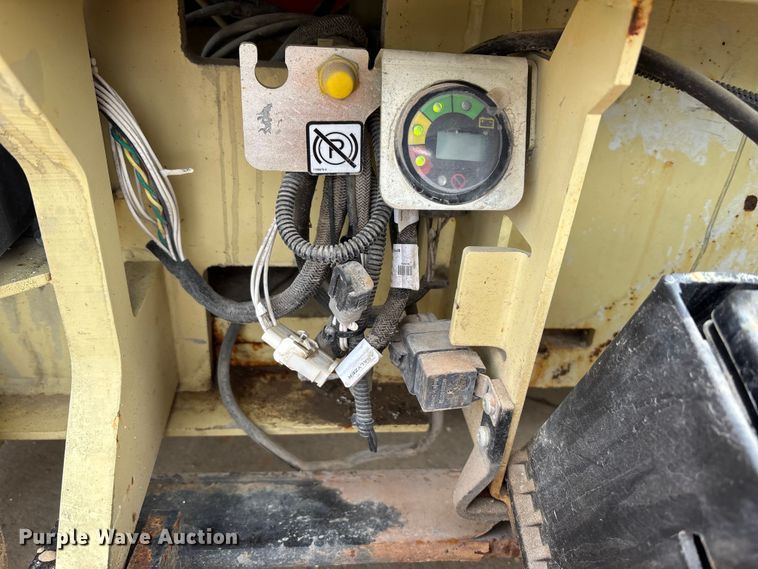 image for item DT4981 2018 JLG 1930ES scissor lift