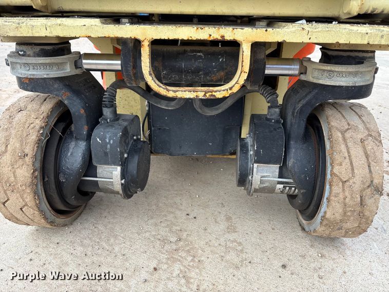 image for item DT4981 2018 JLG 1930ES scissor lift