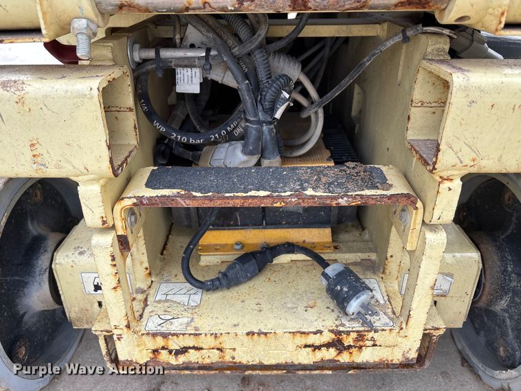 image for item DT4981 2018 JLG 1930ES scissor lift