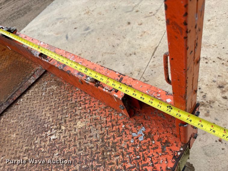 image for item DT4981 2018 JLG 1930ES scissor lift