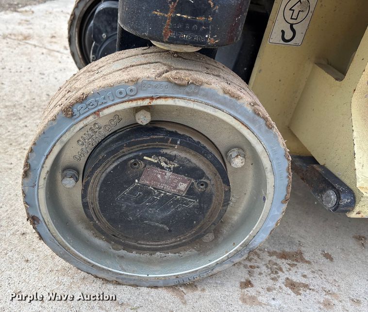 image for item DT4981 2018 JLG 1930ES scissor lift