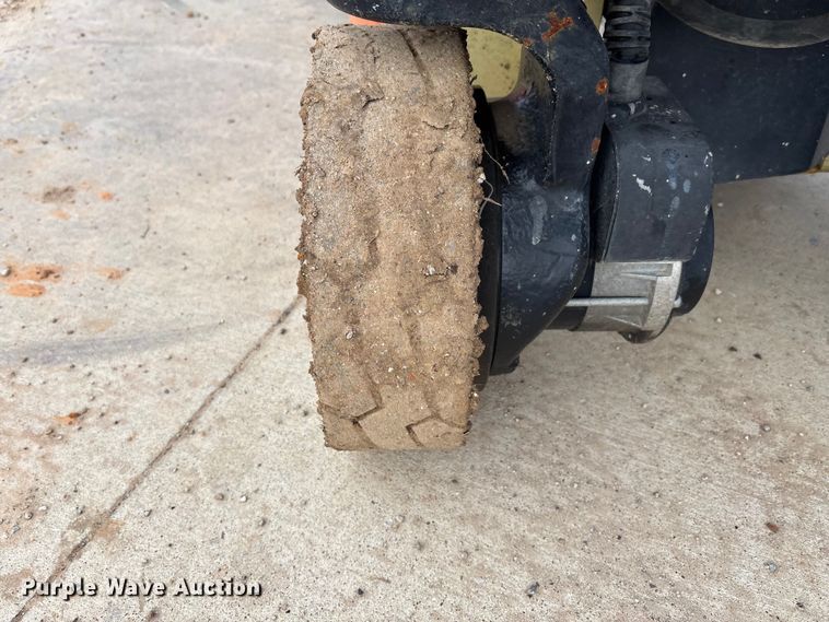 image for item DT4981 2018 JLG 1930ES scissor lift