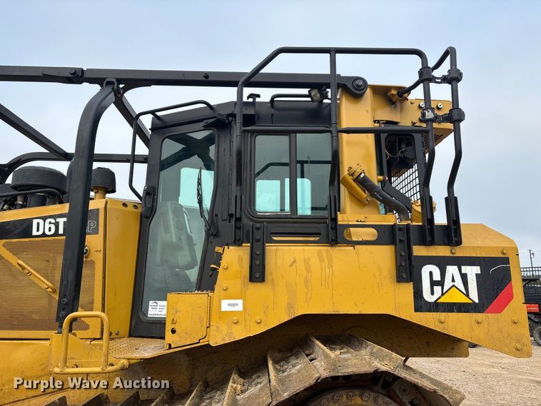 image for item DT4982 2016 Caterpillar D6T LGP dozer