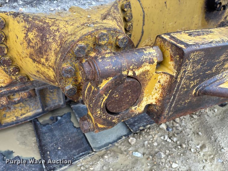 image for item DT4982 2016 Caterpillar D6T LGP dozer