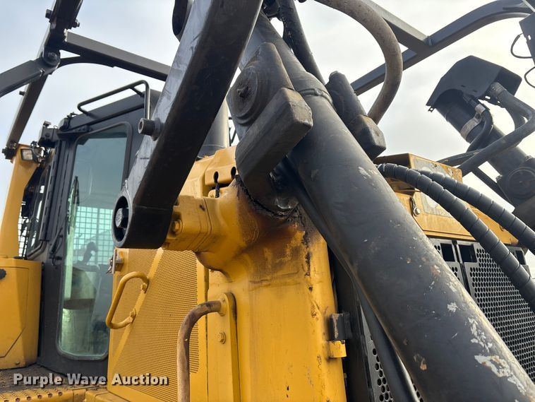 image for item DT4982 2016 Caterpillar D6T LGP dozer