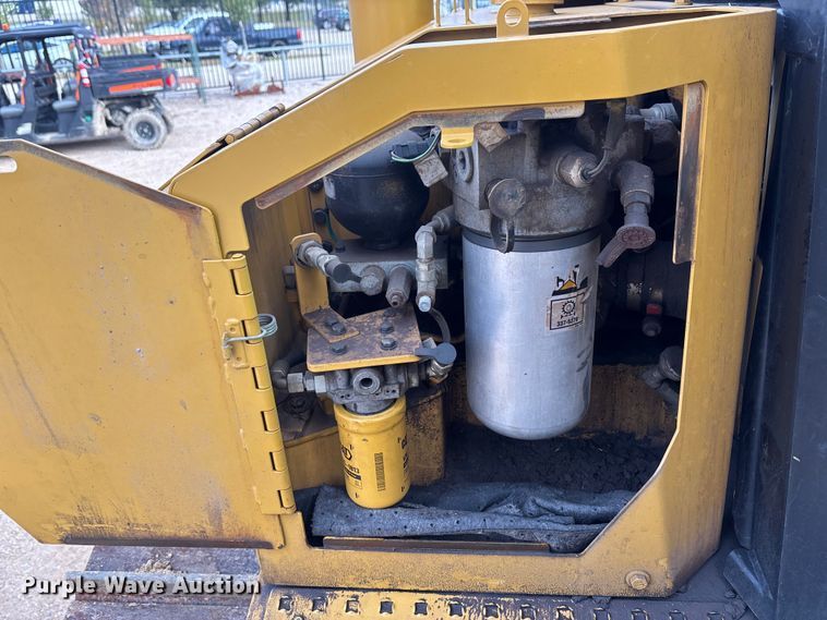 image for item DT4982 2016 Caterpillar D6T LGP dozer