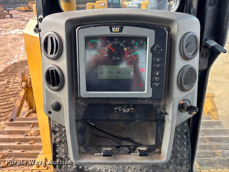 image for item DT4982 2016 Caterpillar D6T LGP dozer