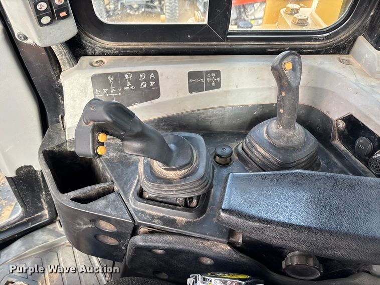 image for item DT4982 2016 Caterpillar D6T LGP dozer