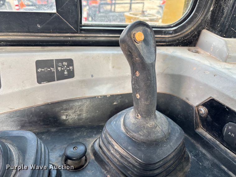 image for item DT4982 2016 Caterpillar D6T LGP dozer