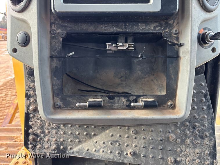 image for item DT4982 2016 Caterpillar D6T LGP dozer