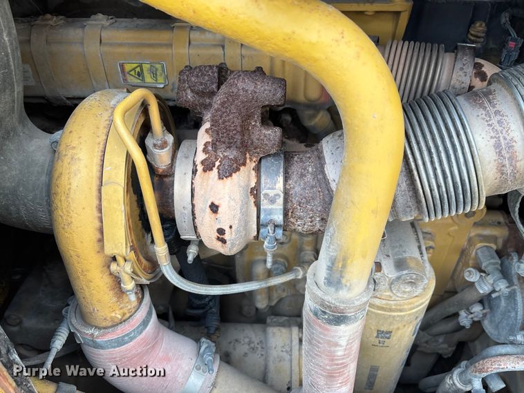 image for item DT4982 2016 Caterpillar D6T LGP dozer