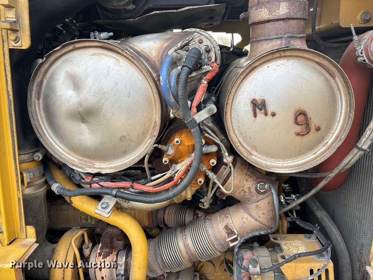 image for item DT4982 2016 Caterpillar D6T LGP dozer