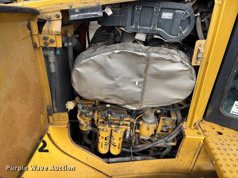image for item DT4982 2016 Caterpillar D6T LGP dozer