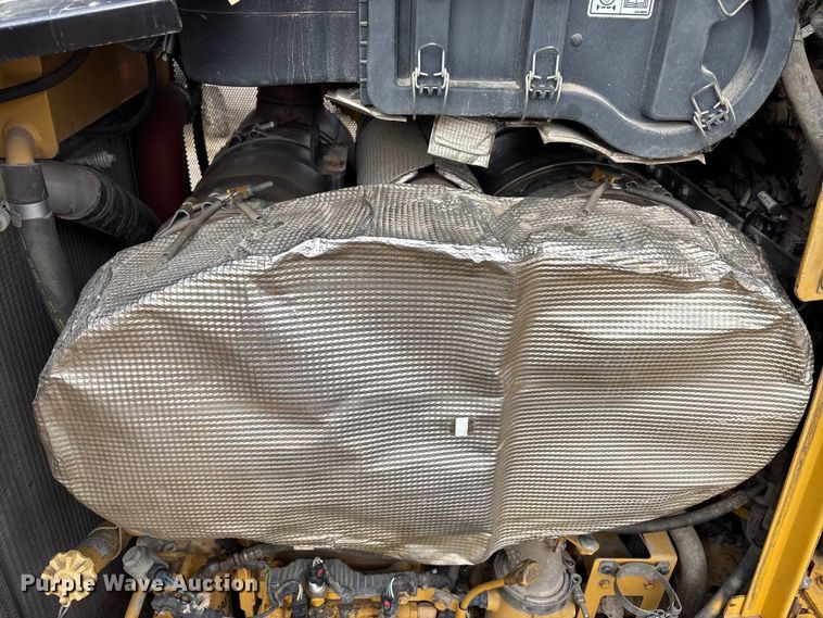 image for item DT4982 2016 Caterpillar D6T LGP dozer