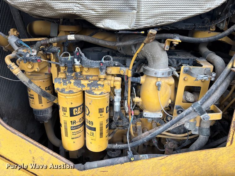 image for item DT4982 2016 Caterpillar D6T LGP dozer