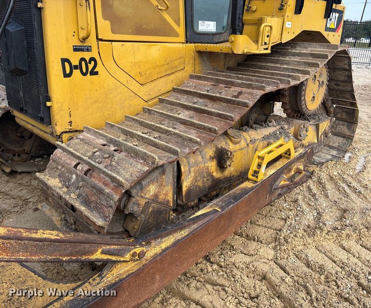image for item DT4982 2016 Caterpillar D6T LGP dozer