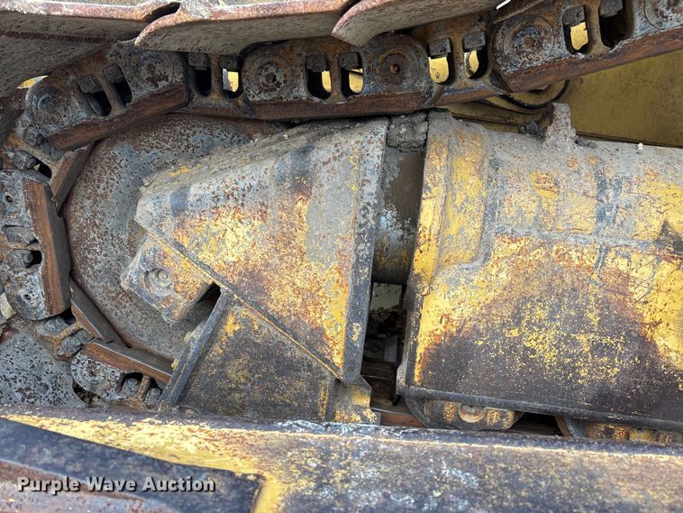 image for item DT4982 2016 Caterpillar D6T LGP dozer