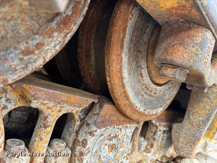 image for item DT4982 2016 Caterpillar D6T LGP dozer