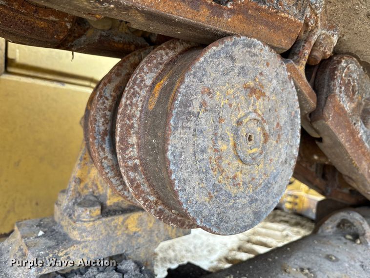 image for item DT4982 2016 Caterpillar D6T LGP dozer