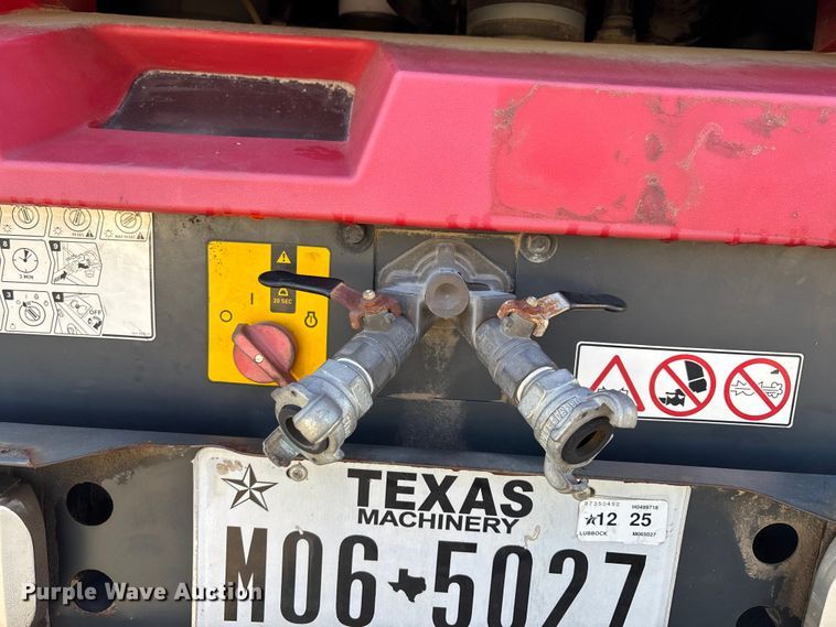 image for item DT4986 2017 Atlas Capco CPS110 air compressor