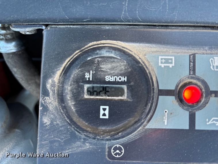 image for item DT4986 2017 Atlas Capco CPS110 air compressor