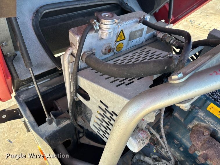 image for item DT4986 2017 Atlas Capco CPS110 air compressor