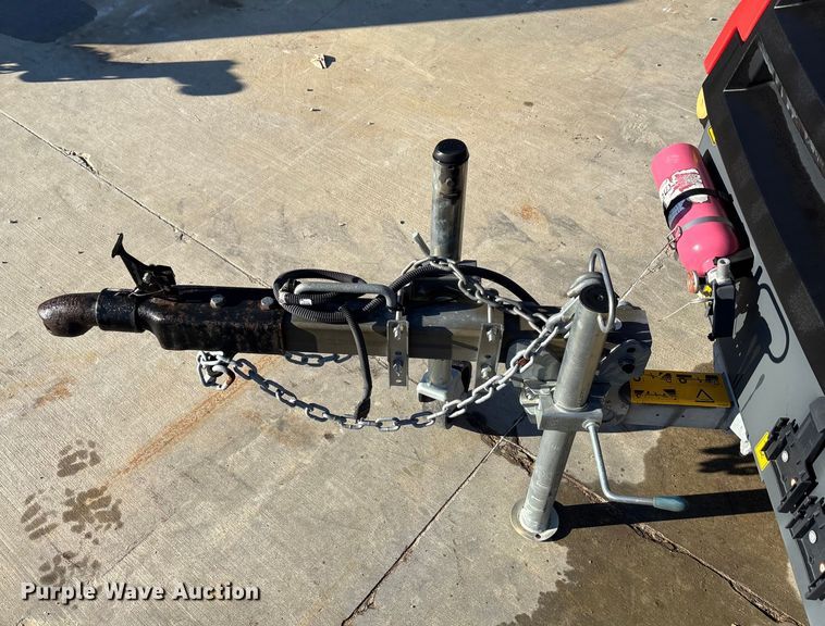 image for item DT4987 2017 Atlas Capco CPS110 air compressor