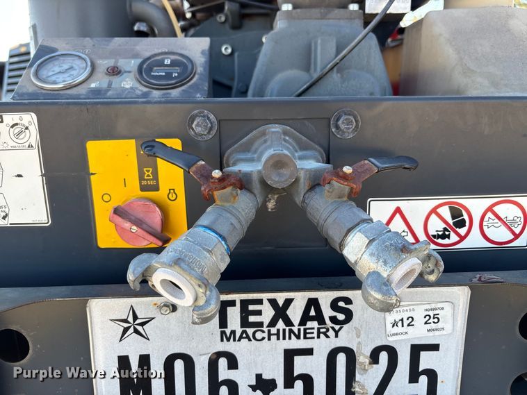 image for item DT4987 2017 Atlas Capco CPS110 air compressor