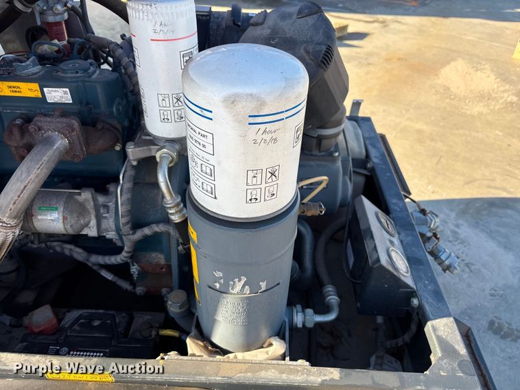 image for item DT4987 2017 Atlas Capco CPS110 air compressor