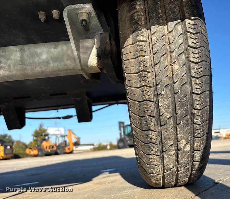 image for item DT4987 2017 Atlas Capco CPS110 air compressor