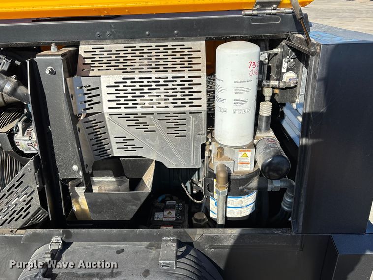 image for item DT4988 2023 Kaeser Mobilair M55 air compressor