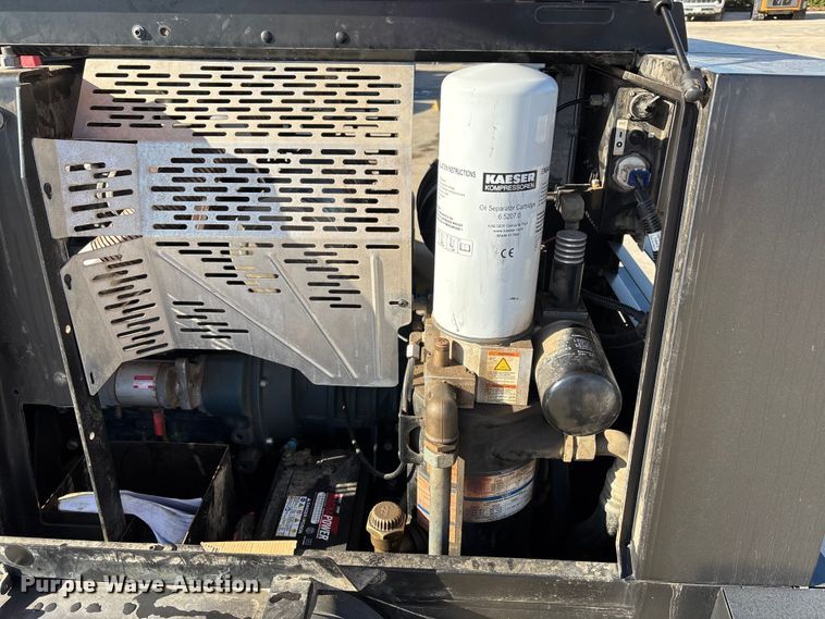 image for item DT4989 2022 Kaeser Mobilair M55 air compressor