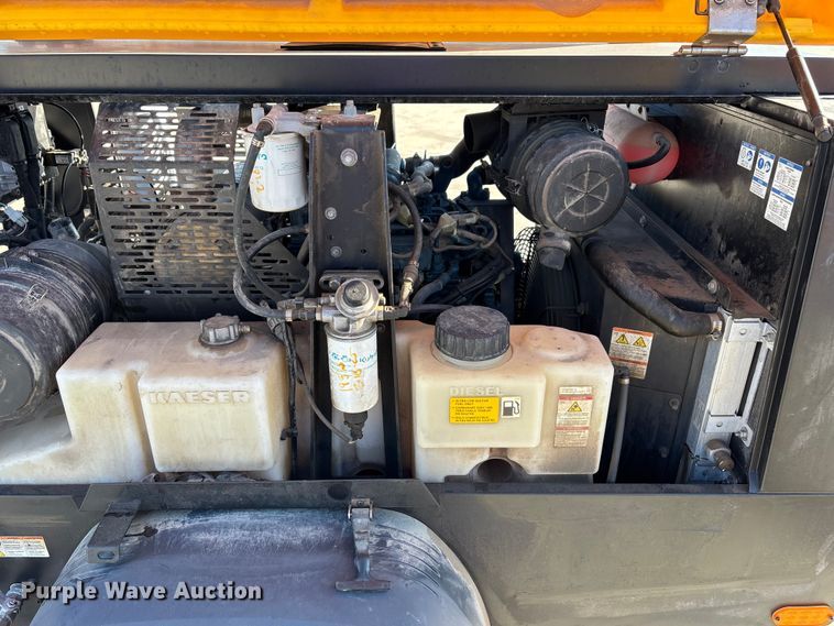 image for item DT4989 2022 Kaeser Mobilair M55 air compressor