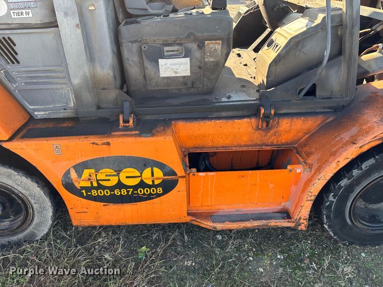 image for item DT4990 Doosan D70S-7 forklift