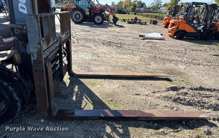 image for item DT4990 Doosan D70S-7 forklift