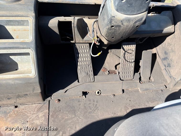 image for item DT4990 Doosan D70S-7 forklift