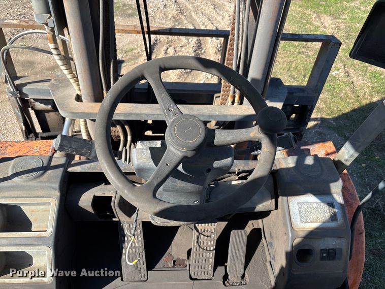 image for item DT4990 Doosan D70S-7 forklift