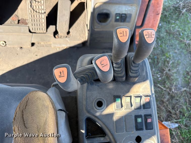 image for item DT4990 Doosan D70S-7 forklift