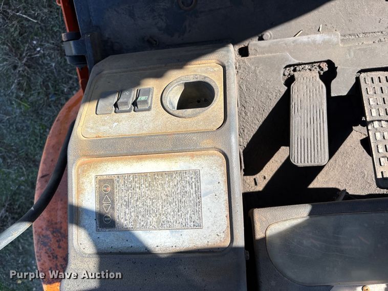 image for item DT4990 Doosan D70S-7 forklift