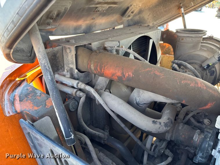 image for item DT4990 Doosan D70S-7 forklift