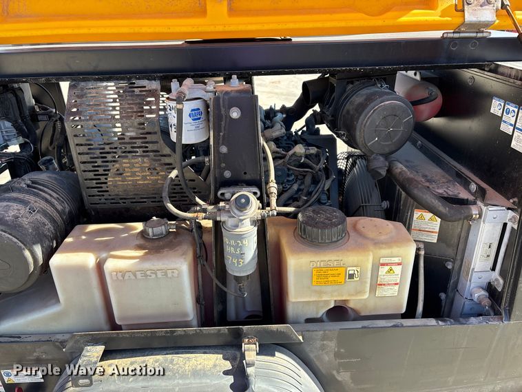 image for item DT4991 2022 Kaeser Mobilair M55 air compressor