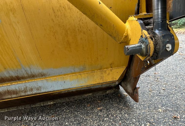 image for item DT6449 2018 Ashland 220TS4 scraper