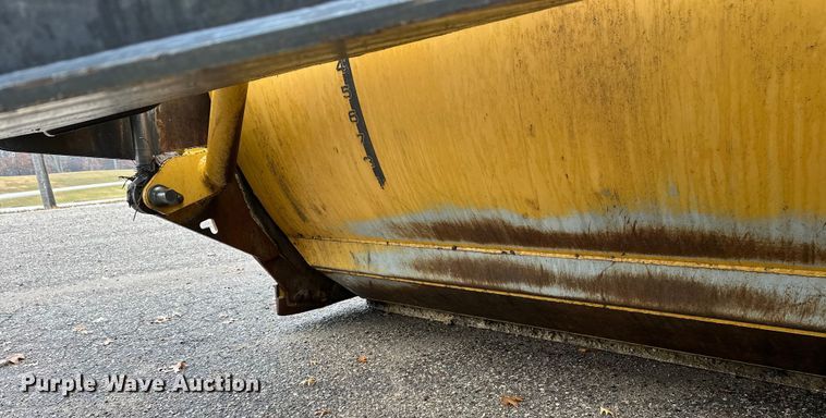 image for item DT6449 2018 Ashland 220TS4 scraper