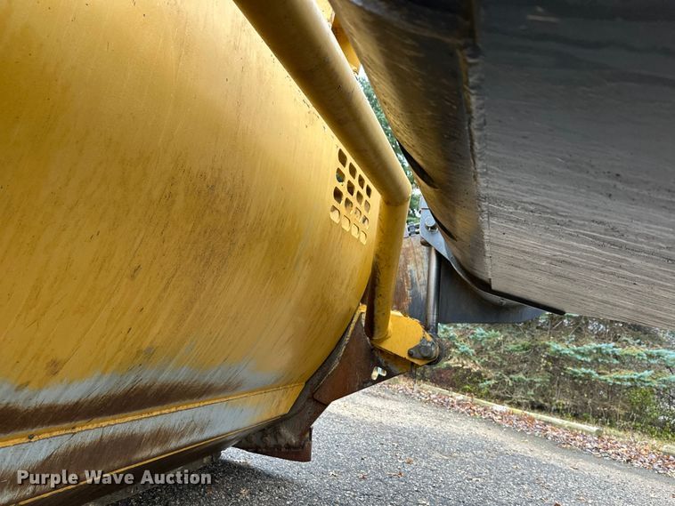 image for item DT6449 2018 Ashland 220TS4 scraper